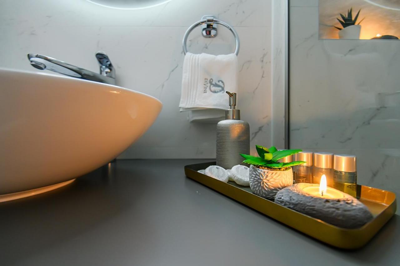 Divine Luxury Apartment Purple زادار المظهر الخارجي الصورة