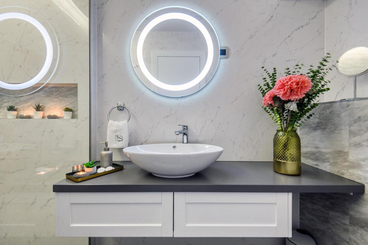 Divine Luxury Apartment Purple زادار المظهر الخارجي الصورة
